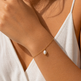 Dainty Sol Pearl Bracelet